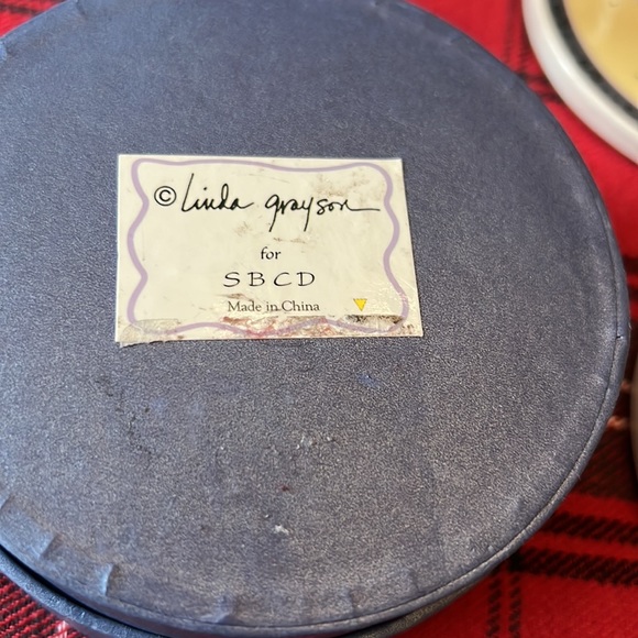 Linda Grayson collection of glasses and coasters - Picture 3 of 14